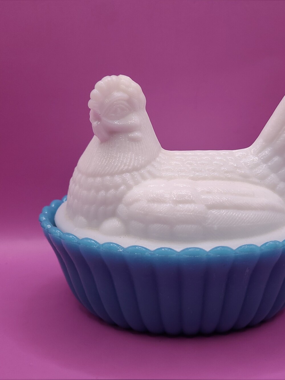 Vintage Hen On Nest Two Tone Blue White Milk / Slag Glass Westmoreland Read Desc